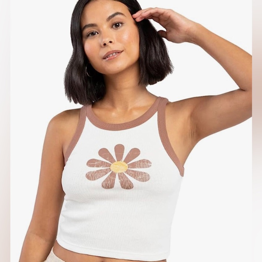 Full Tilt white crop top with flower